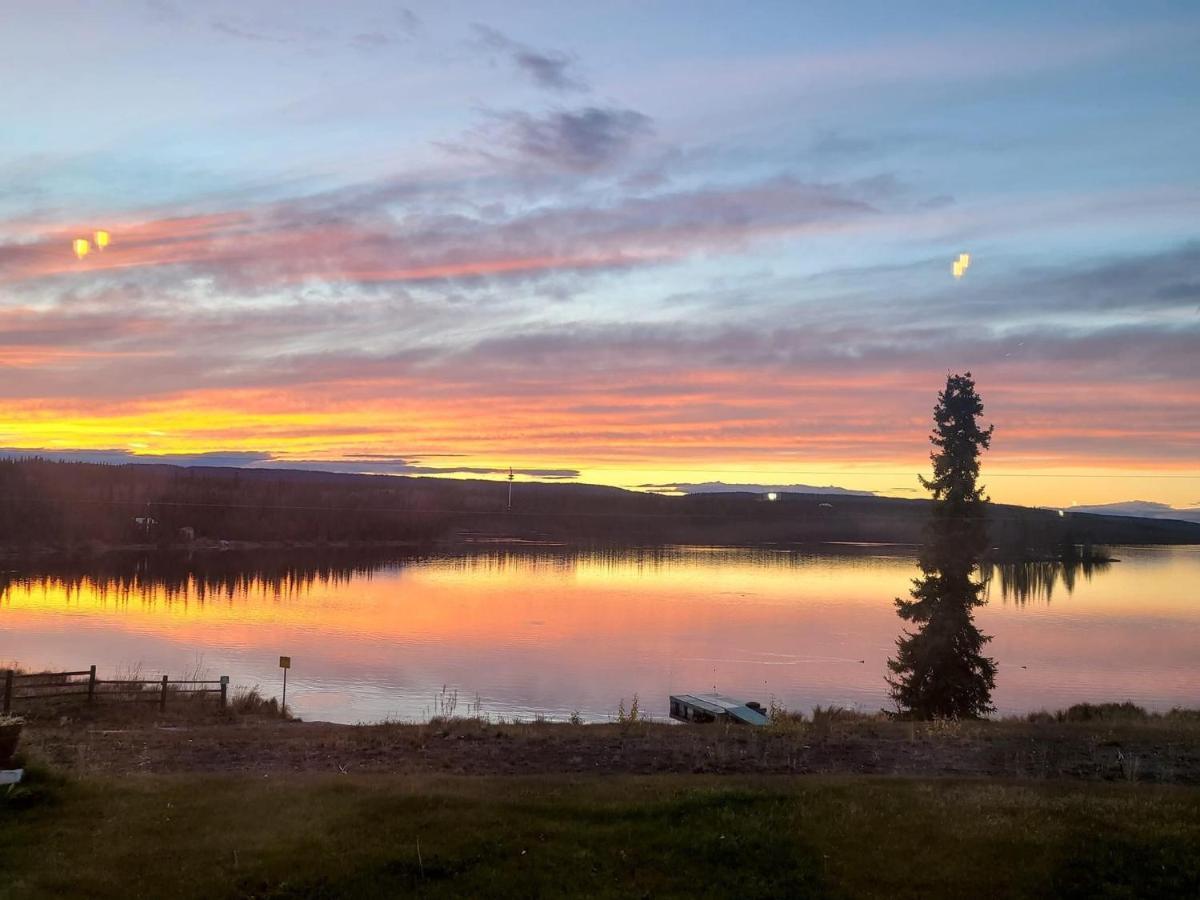 Tolsona Lake Lodge Glennallen Bagian luar foto